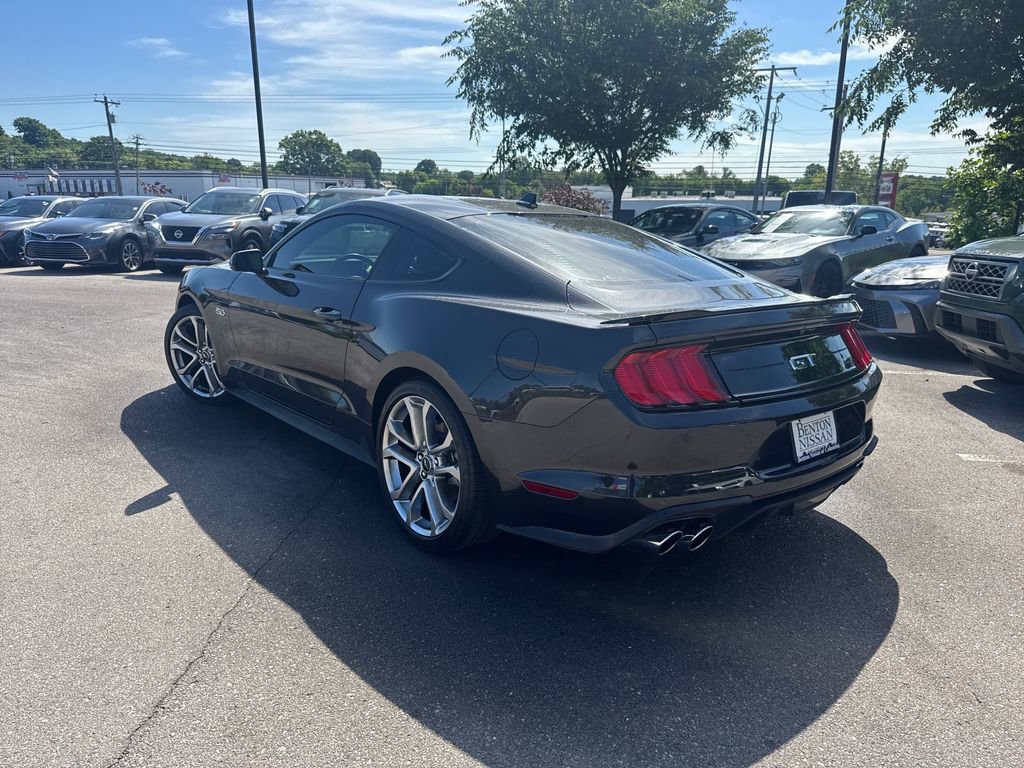 Used 2022 Ford Mustang GT Premium RWD image 5