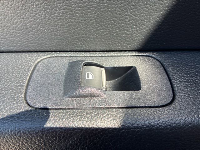 Used 2019 Ford F150 Raptor w/ Equipment Group 802A Luxury image 21