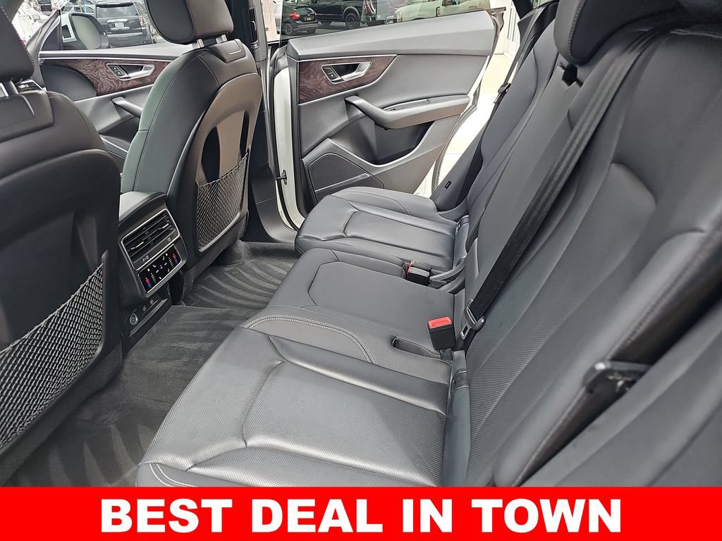 Used 2019 Audi Q8 Premium Plus w/ Premium Plus AWD/4WD image 14