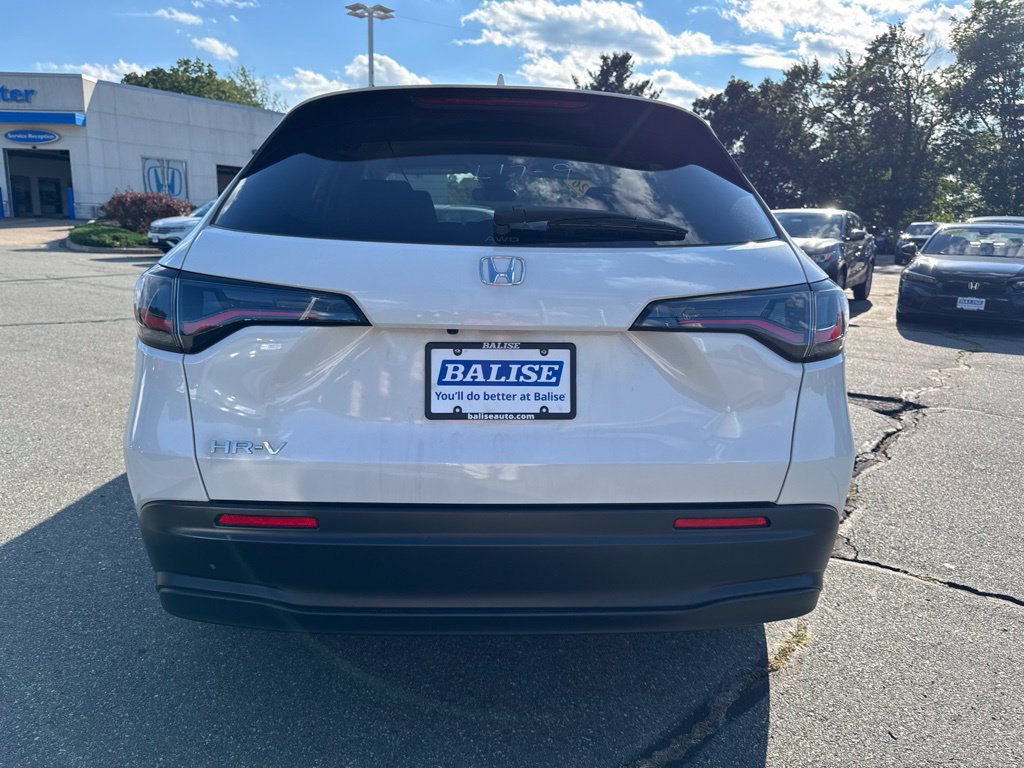 Used 2026 Honda HR-V LX image 5