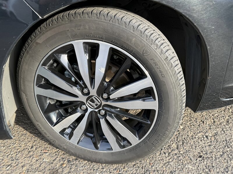 Used 2020 Honda Fit EX image 29