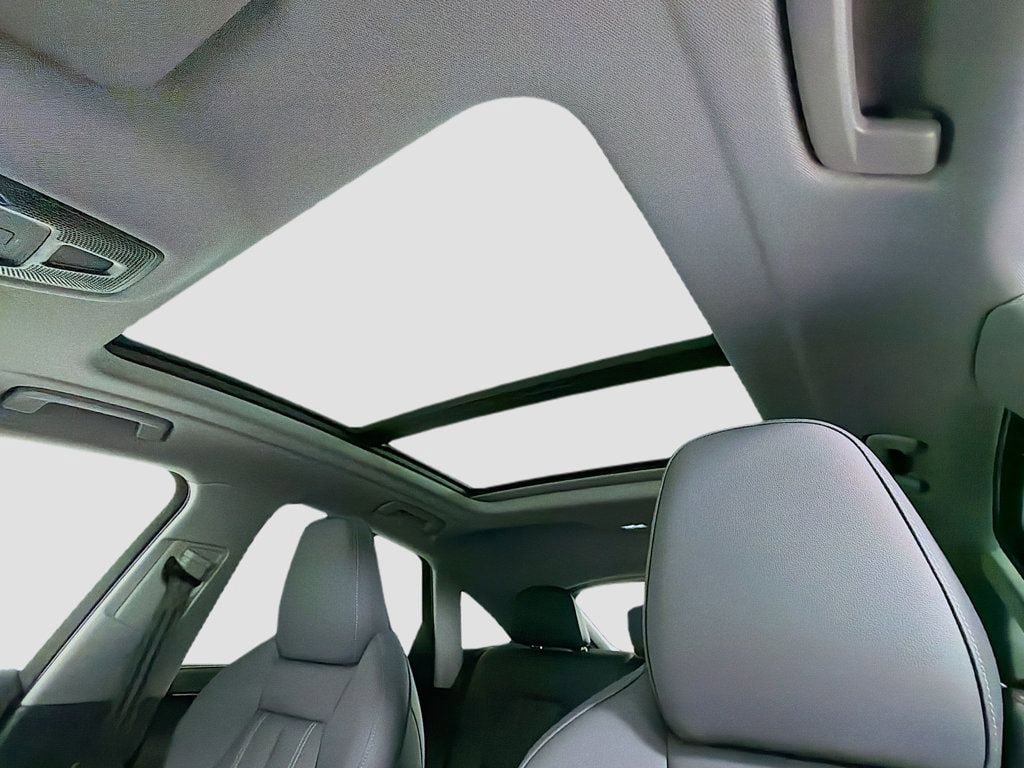 Used 2025 Audi Q5 Premium Plus w/ Premium Plus AWD/4WD image 23