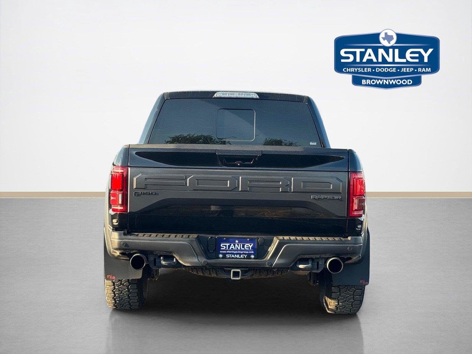 Used 2017 Ford F150 Raptor w/ Equipment Group 802A Luxury AWD/4WD image 6
