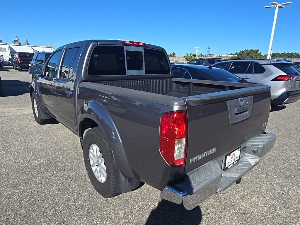 Used 2018 Nissan Frontier SV RWD image 7