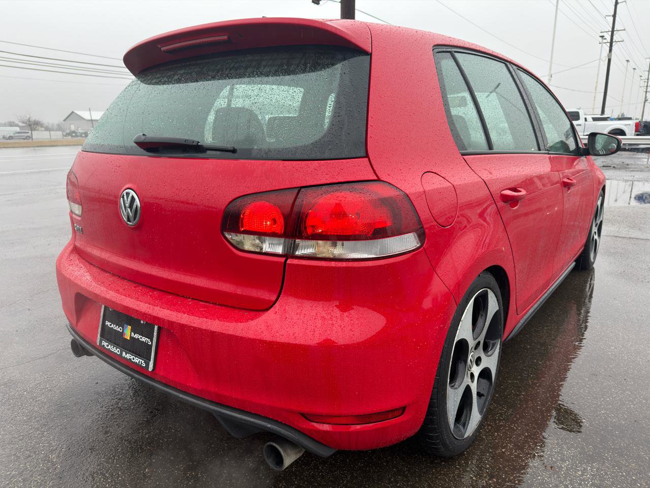 Used 2013 Volkswagen GTI 4-Door FWD image 11