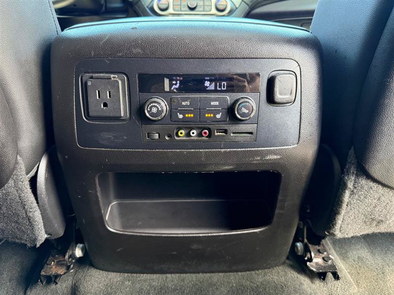 Used 2015 Chevrolet Tahoe LTZ AWD/4WD image 33