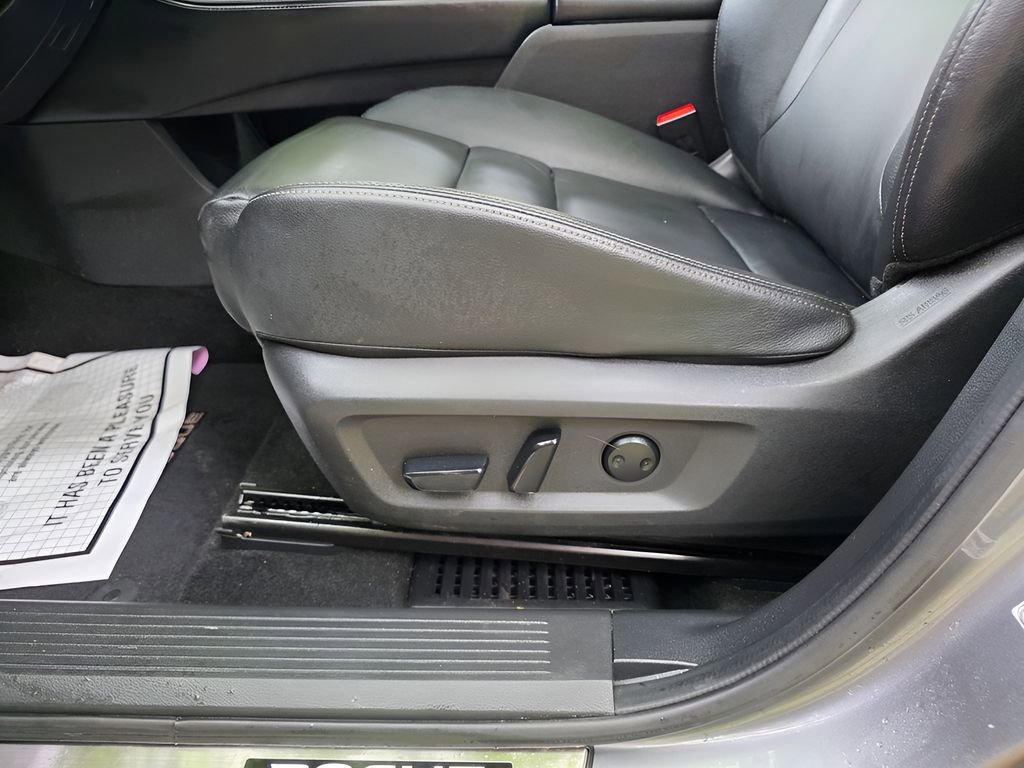 Used 2023 Nissan Rogue SL w/ SL Premium Package AWD/4WD image 18