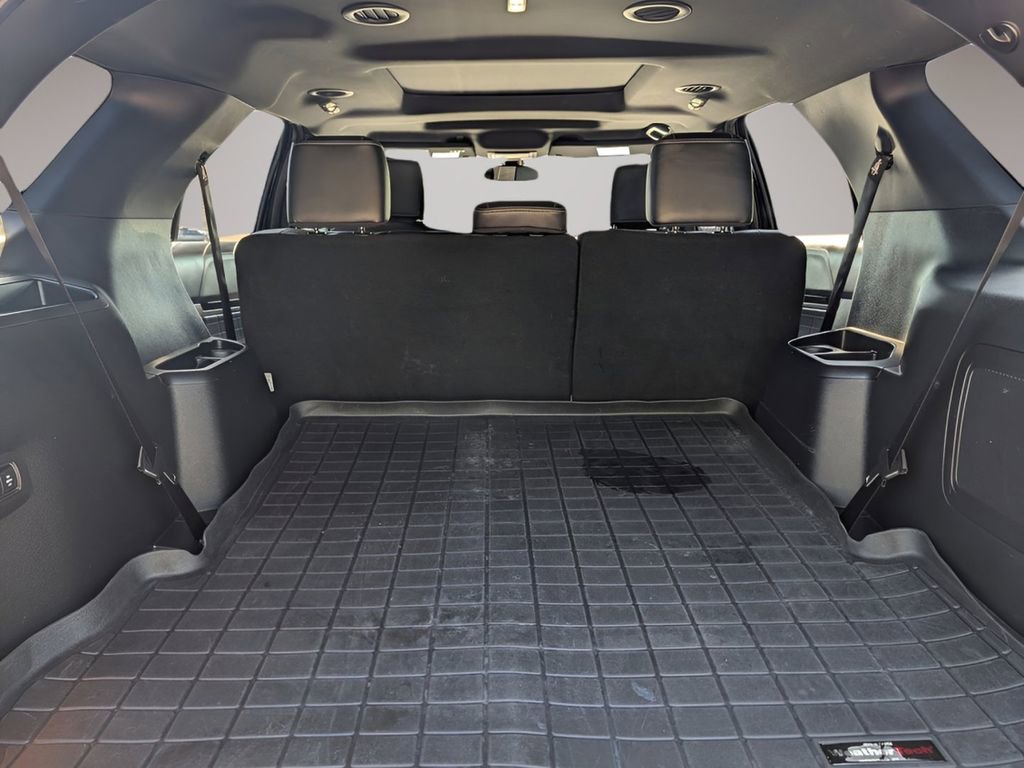 Used 2019 Ford Explorer Platinum AWD/4WD image 12