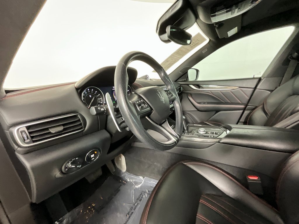 Used 2023 Maserati Levante GT image 15