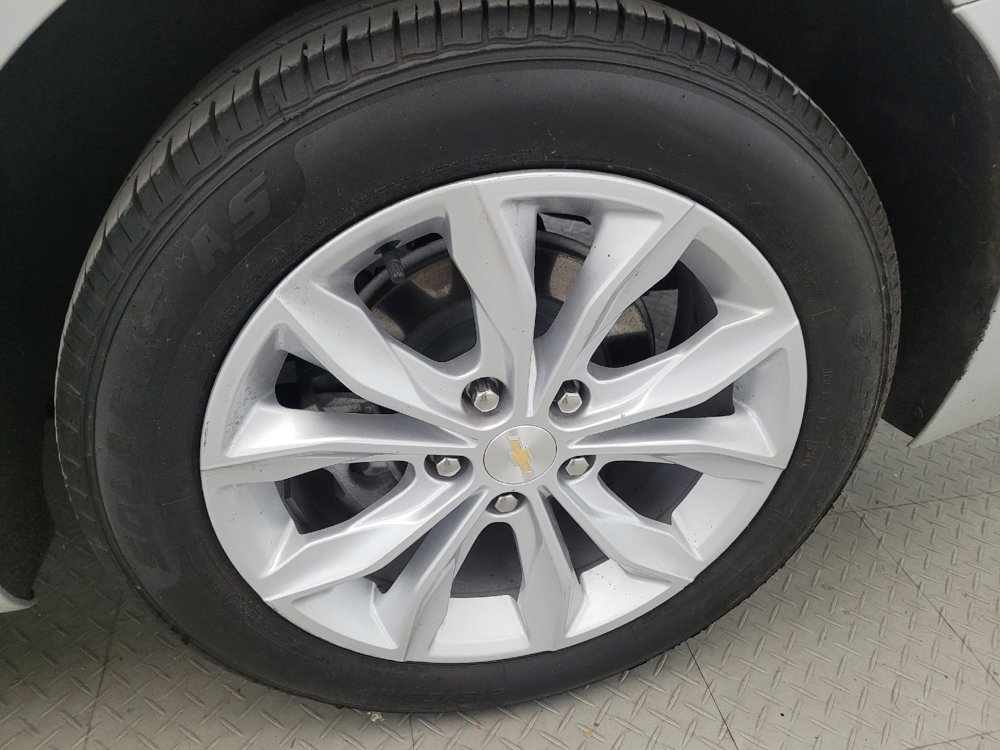 Used 2022 Chevrolet Malibu LT FWD image 31