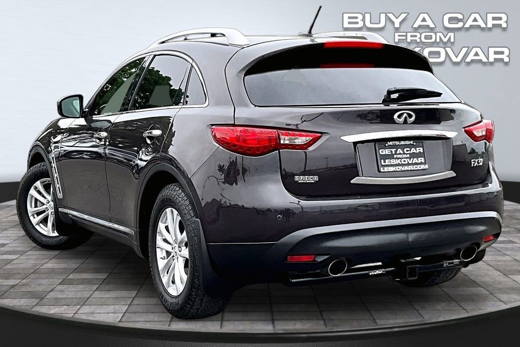 Used 2013 INFINITI FX37 AWD w/ Premium Pkg image 2