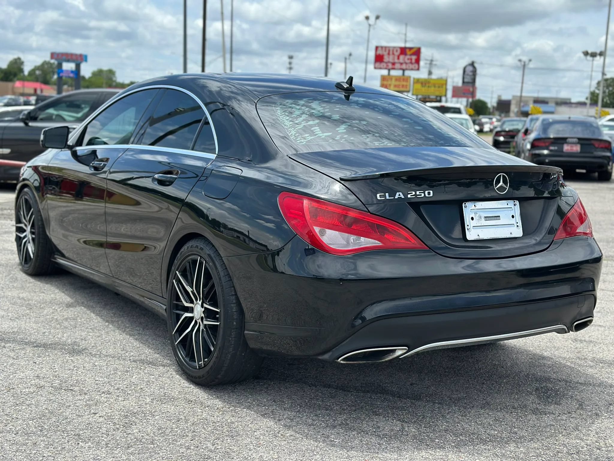 Used 2018 Mercedes-Benz CLA 250 image 8