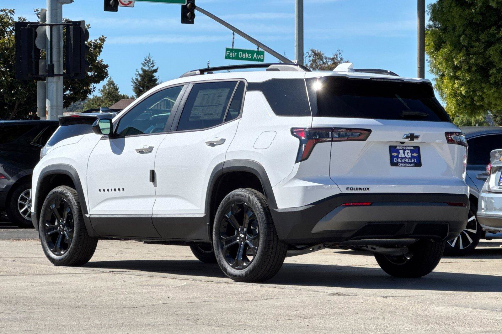 New 2026 Chevrolet Equinox LT FWD image 8