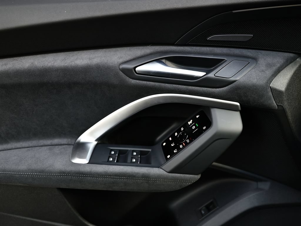 New 2026 Audi SQ5 Premium Plus AWD/4WD image 15