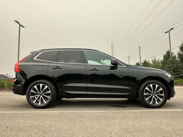 Used 2023 Volvo XC60 B5 Core AWD/4WD image 3