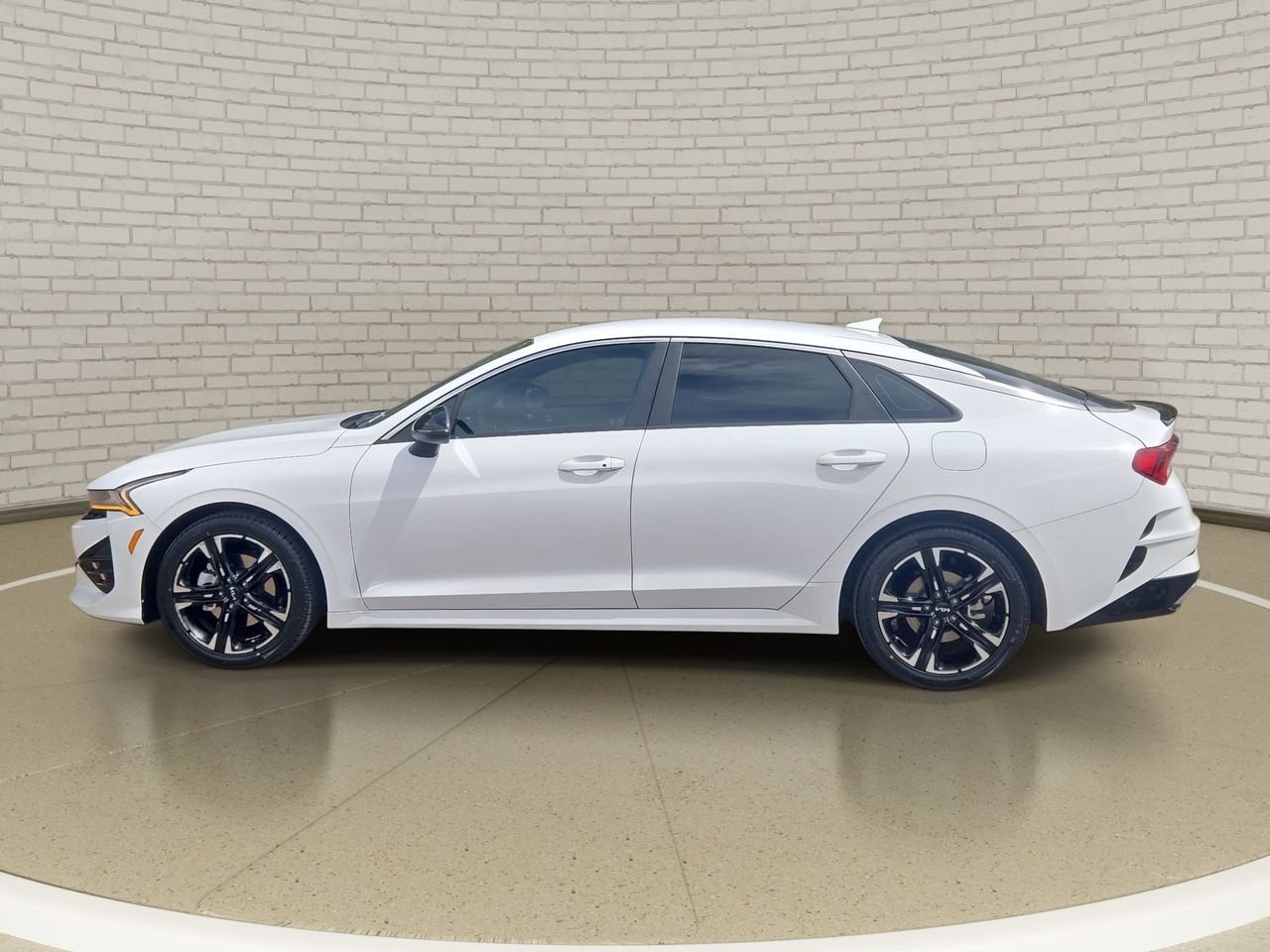 Used 2023 Kia K5 GT-Line FWD image 8