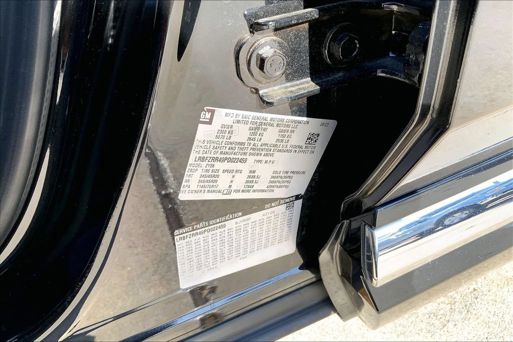 Used 2023 Buick Envision Avenir FWD image 33