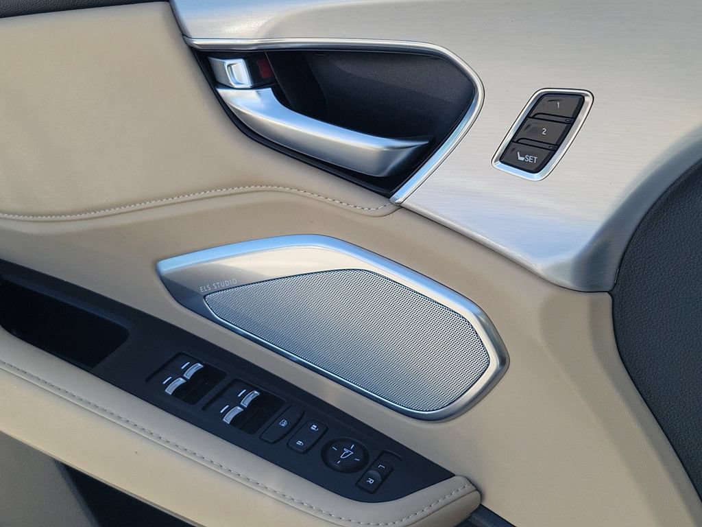 Used 2019 Acura RDX w/ Technology Package FWD image 19