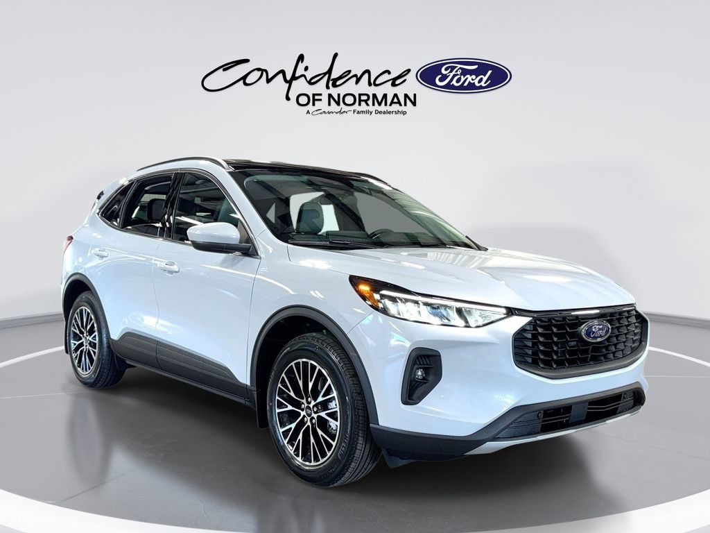 New 2025 Ford Escape SE FWD video 1