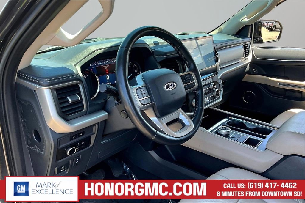 Used 2024 Ford Expedition XLT image 16
