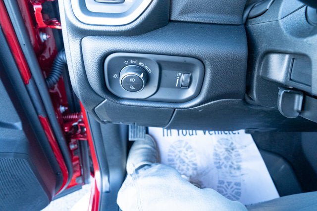 New 2026 RAM 3500 Big Horn AWD/4WD image 24