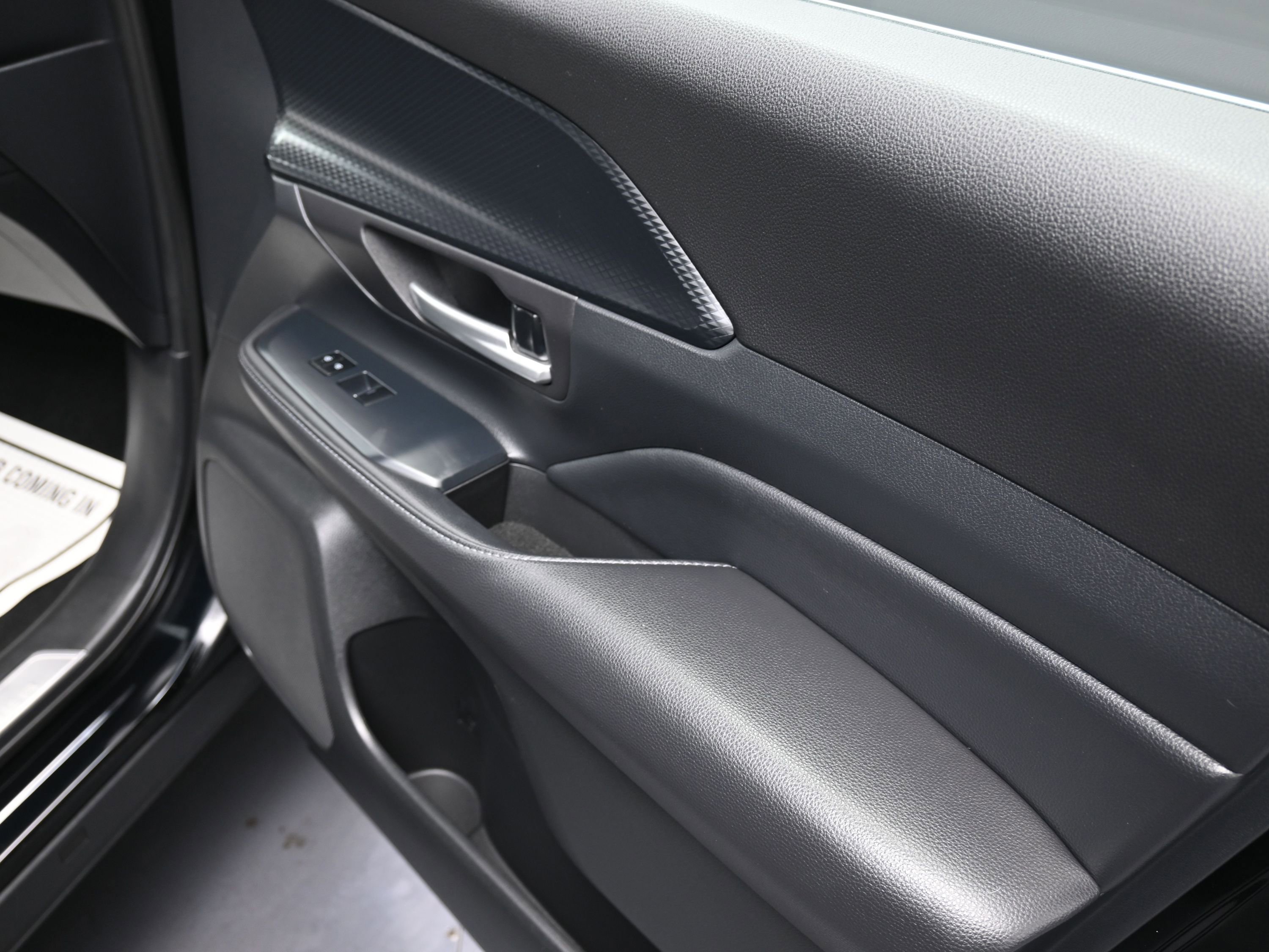 Used 2024 Toyota Grand Highlander MAX Platinum image 25