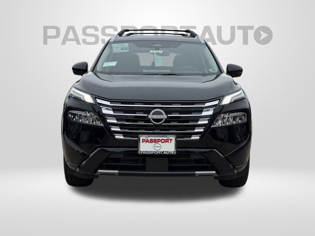 New 2026 Nissan Rogue Platinum image 2