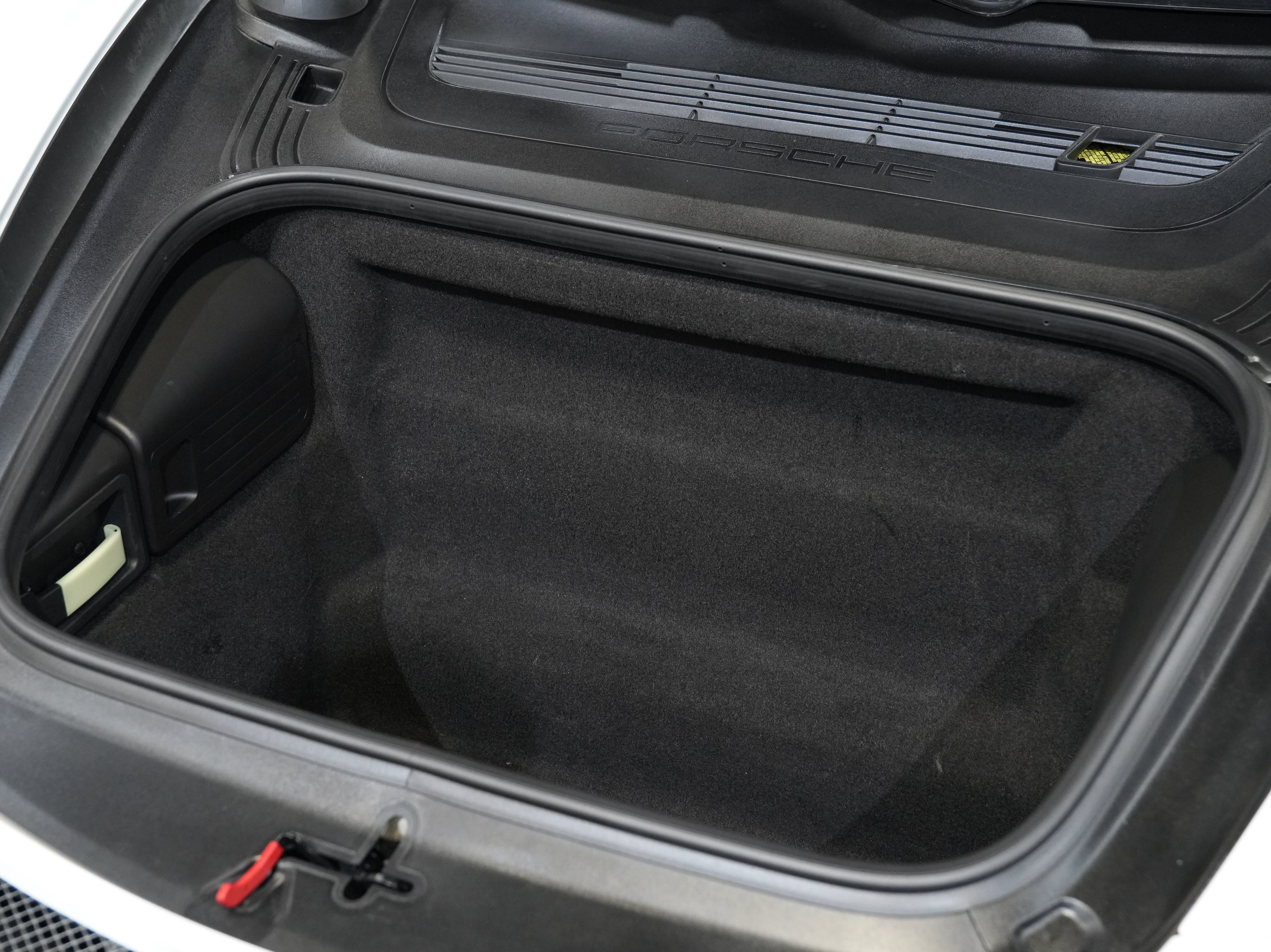 Used 2016 Porsche Cayman GT4 RWD image 41