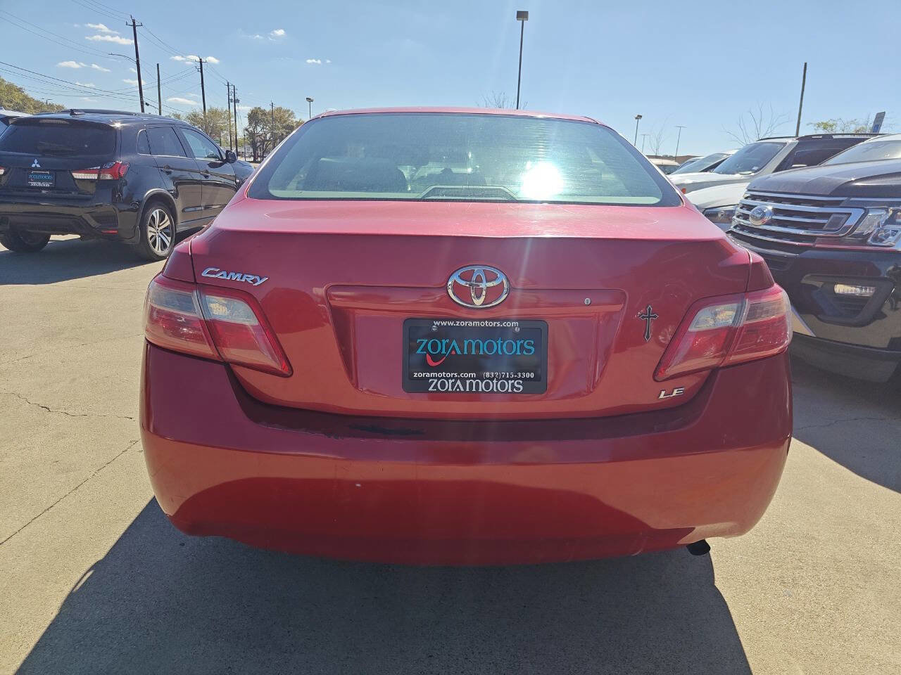 Used 2009 Toyota Camry LE FWD image 2