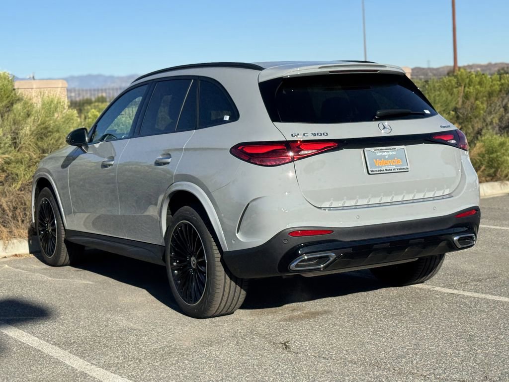 New 2026 Mercedes-Benz GLC 300 4MATIC image 9