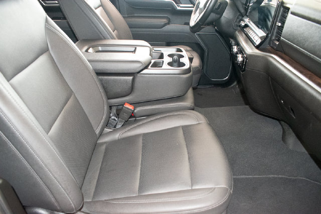 Used 2026 GMC Sierra 1500 SLT AWD/4WD image 10