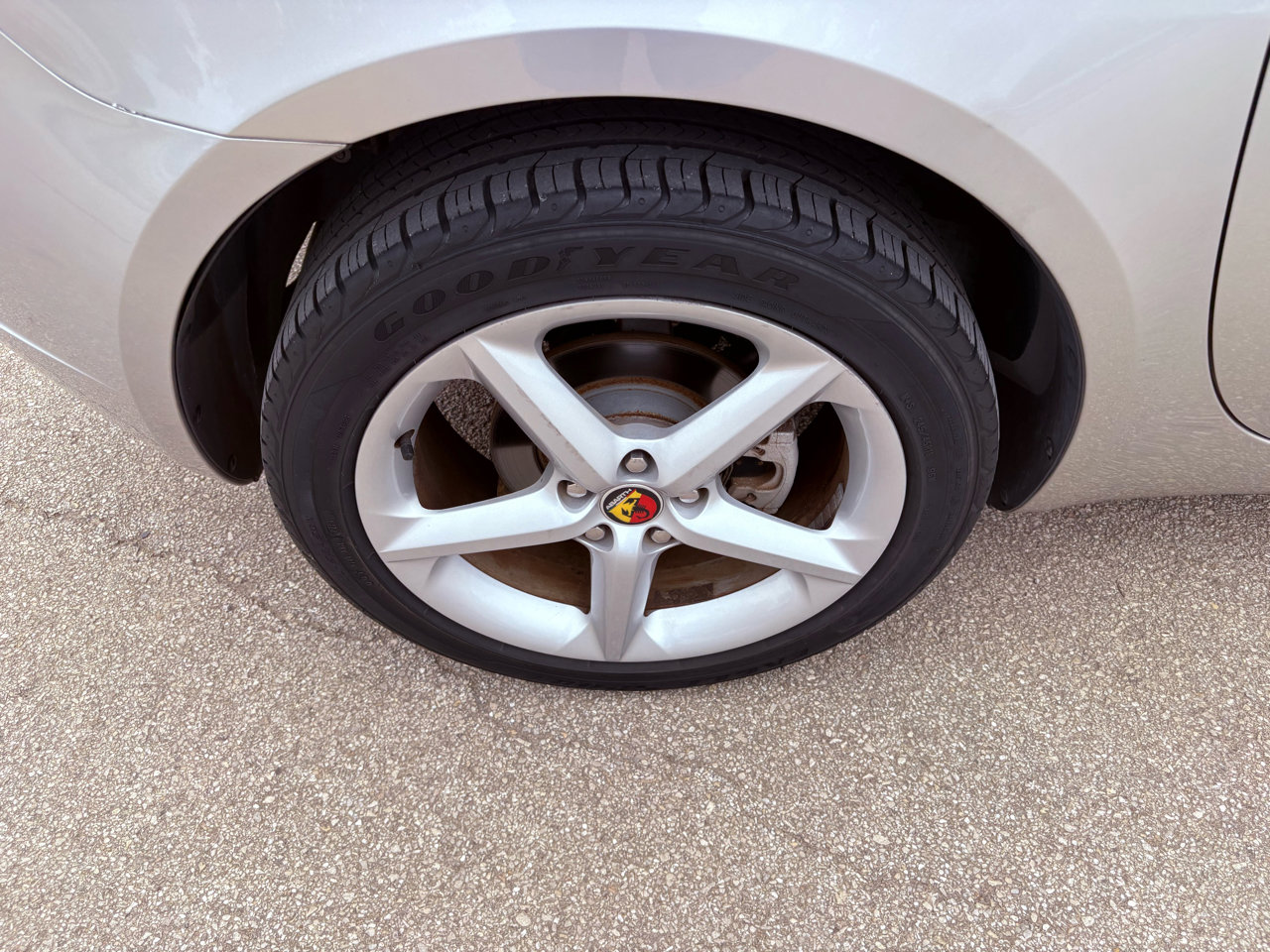 Used 2007 Saturn Sky image 23