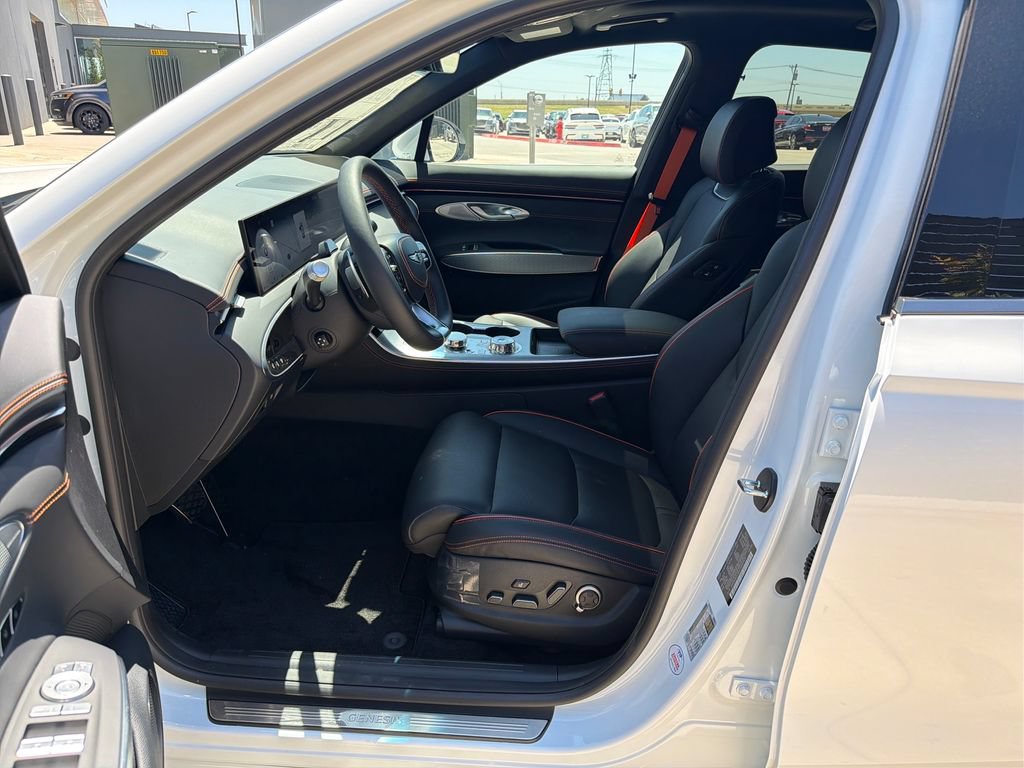 New 2026 Genesis GV70 2.5T Sport Prestige AWD/4WD image 9