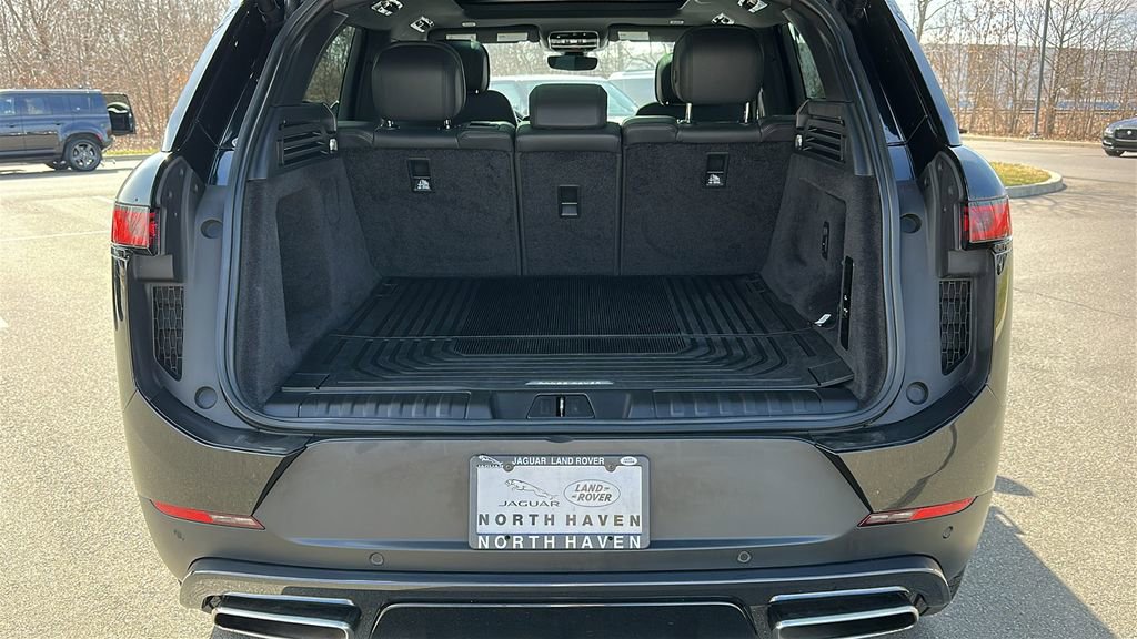 Used 2023 Land Rover Range Rover Sport SE image 25