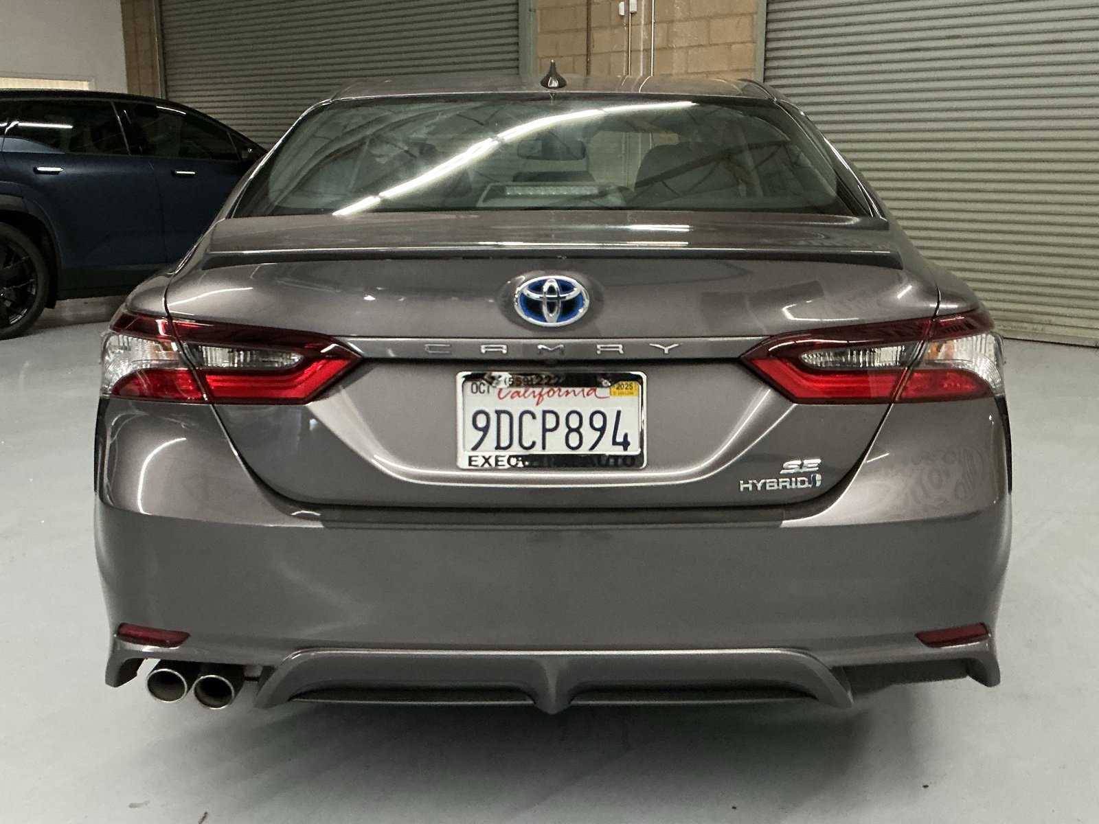 Used 2023 Toyota Camry SE image 6