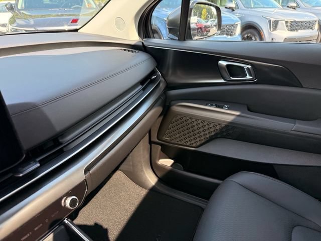 New 2026 Kia Carnival SX Prestige FWD image 11