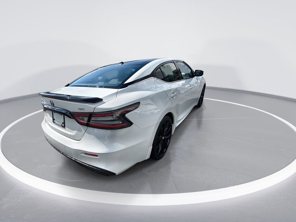 Used 2021 Nissan Maxima SR w/ Sport Mat Group FWD image 8