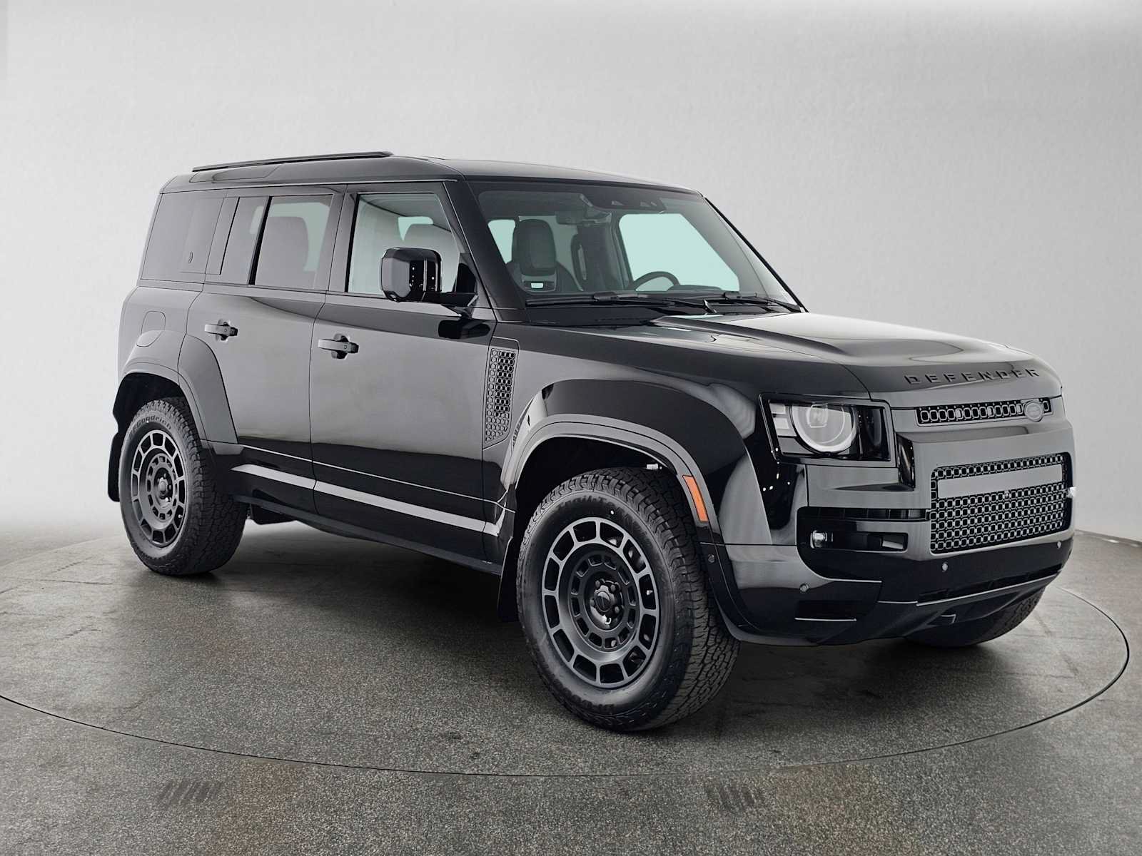 New 2026 Land Rover Defender 110 OCTA AWD/4WD image 7