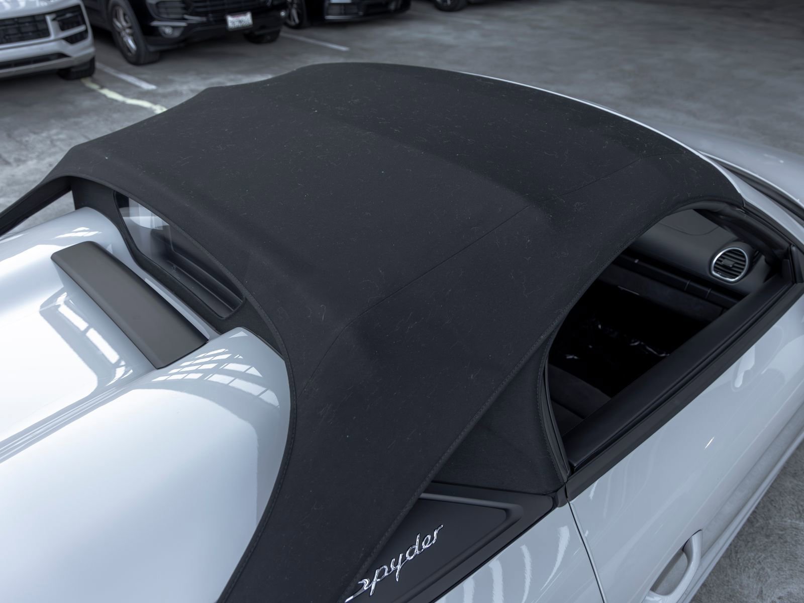 Used 2021 Porsche 718 Boxster Spyder RWD image 49