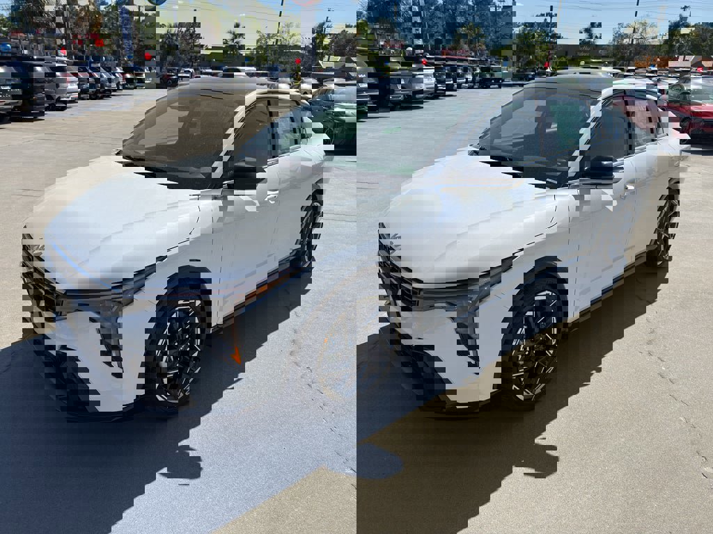 New 2025 Kia K4 GT-Line w/ GT-Line Premium Package image 3