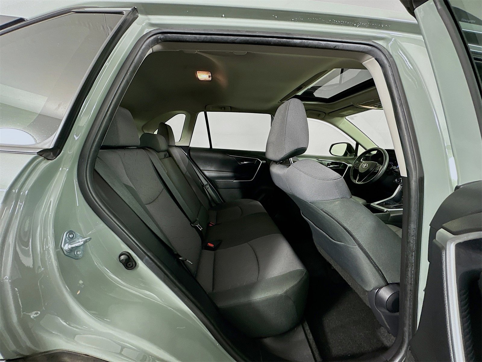 Certified 2020 Toyota RAV4 XLE image 27