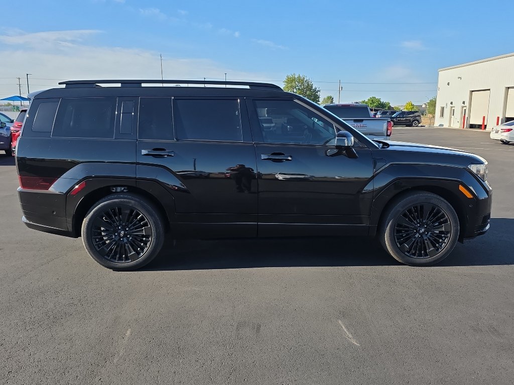 Used 2025 Hyundai Santa Fe Calligraphy AWD/4WD image 9
