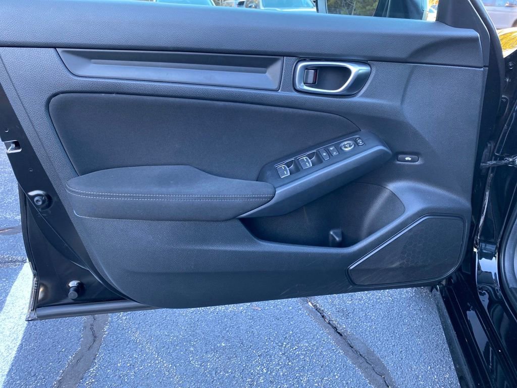 Used 2025 Honda Civic Sport image 11