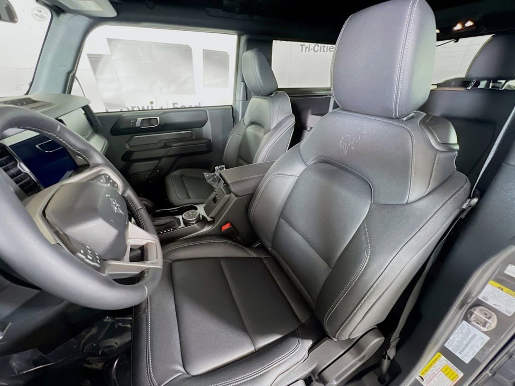 New 2025 Ford Bronco Badlands image 25