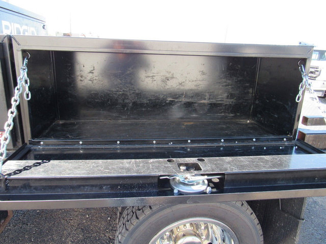 Used 2018 Ford F550 2WD Regular Cab Super Duty image 25