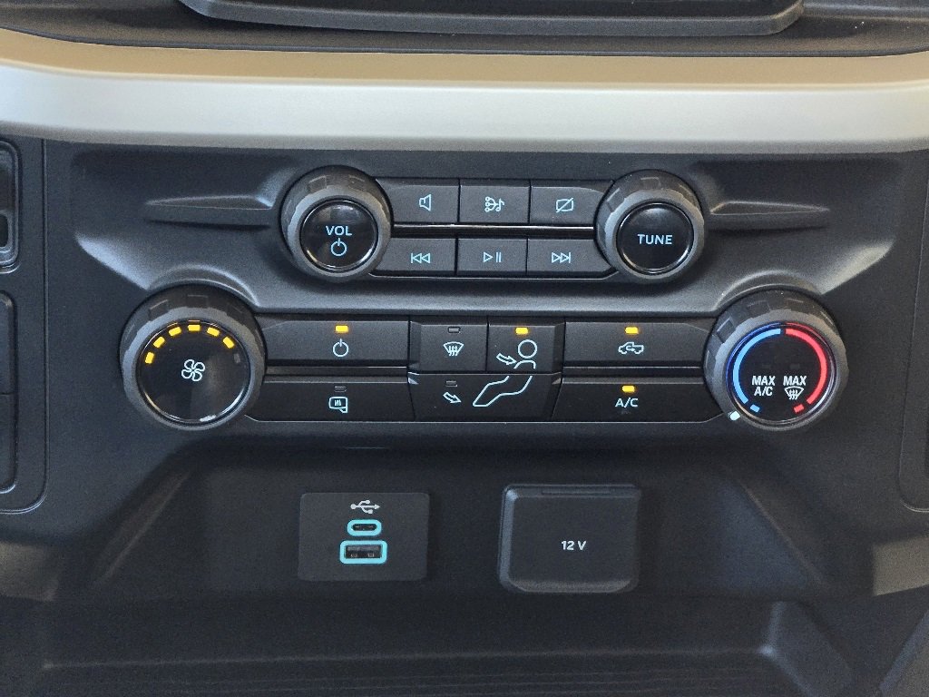 Used 2024 Ford F350 XL w/ XL Chrome Package image 18