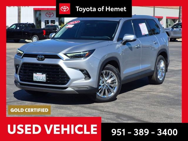 Used 2024 Toyota Grand Highlander Platinum image 1