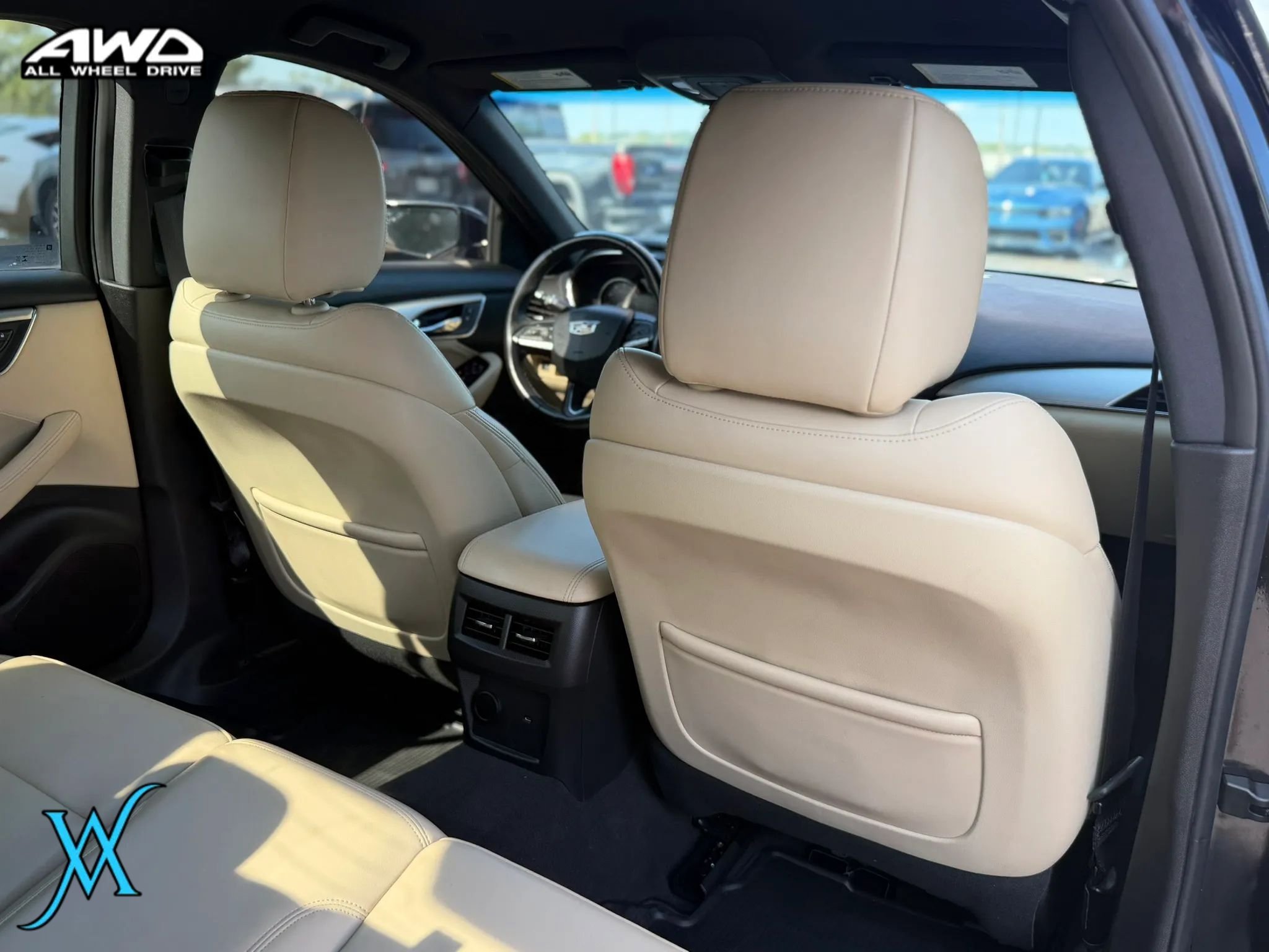 Used 2023 Cadillac CT5 Luxury w/ Cold Weather Package AWD/4WD image 19