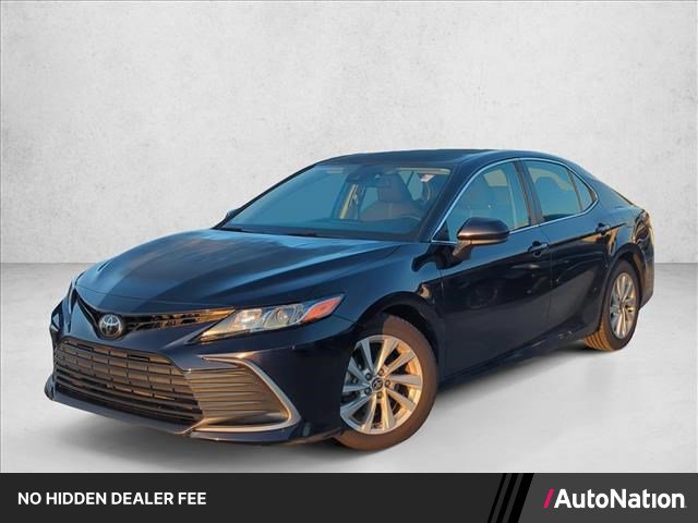 Certified 2022 Toyota Camry LE FWD image 1