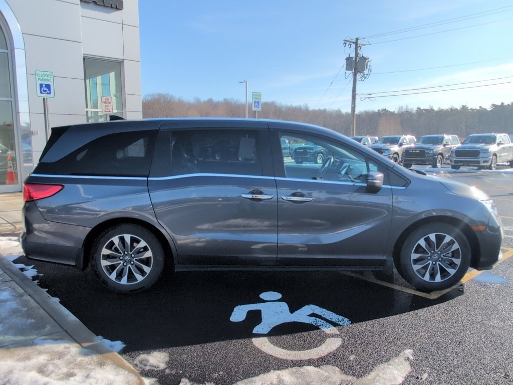 Used 2023 Honda Odyssey EX-L image 8
